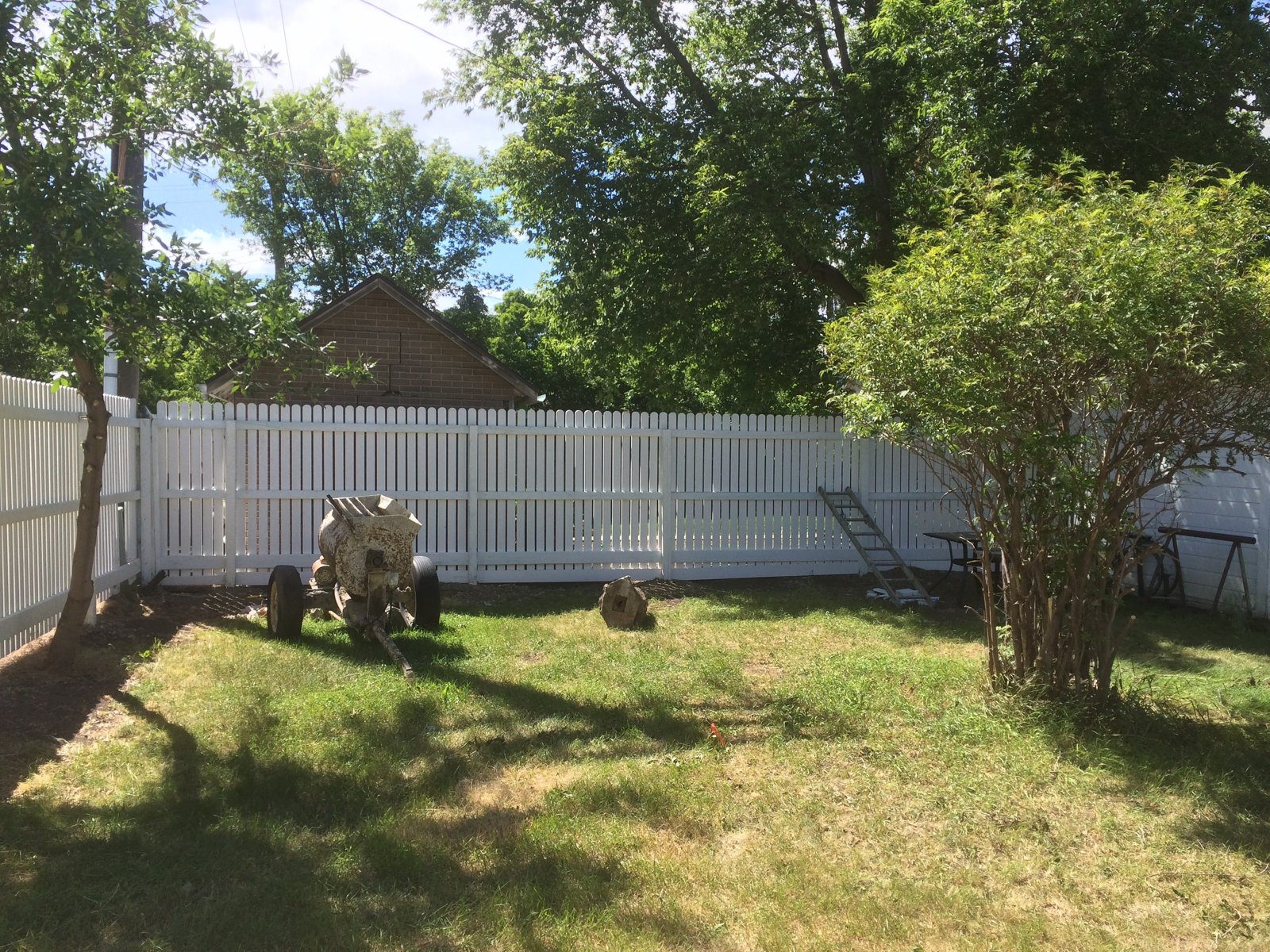 Wide Backyard Picket Line