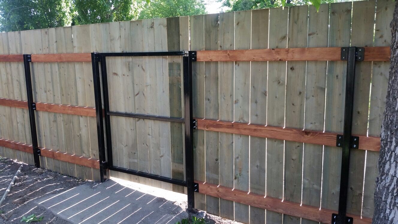 Walk-through wood & steel gate