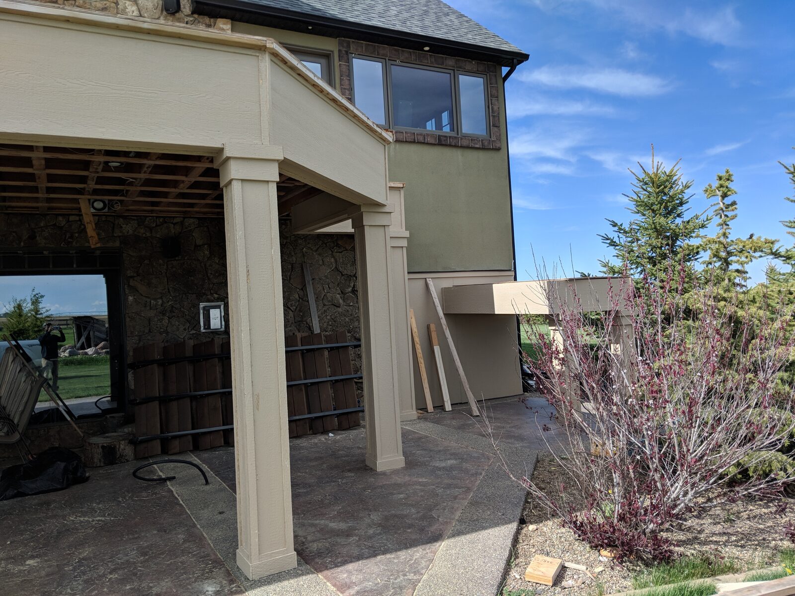 Rear Elevation Looking at the Acreage
