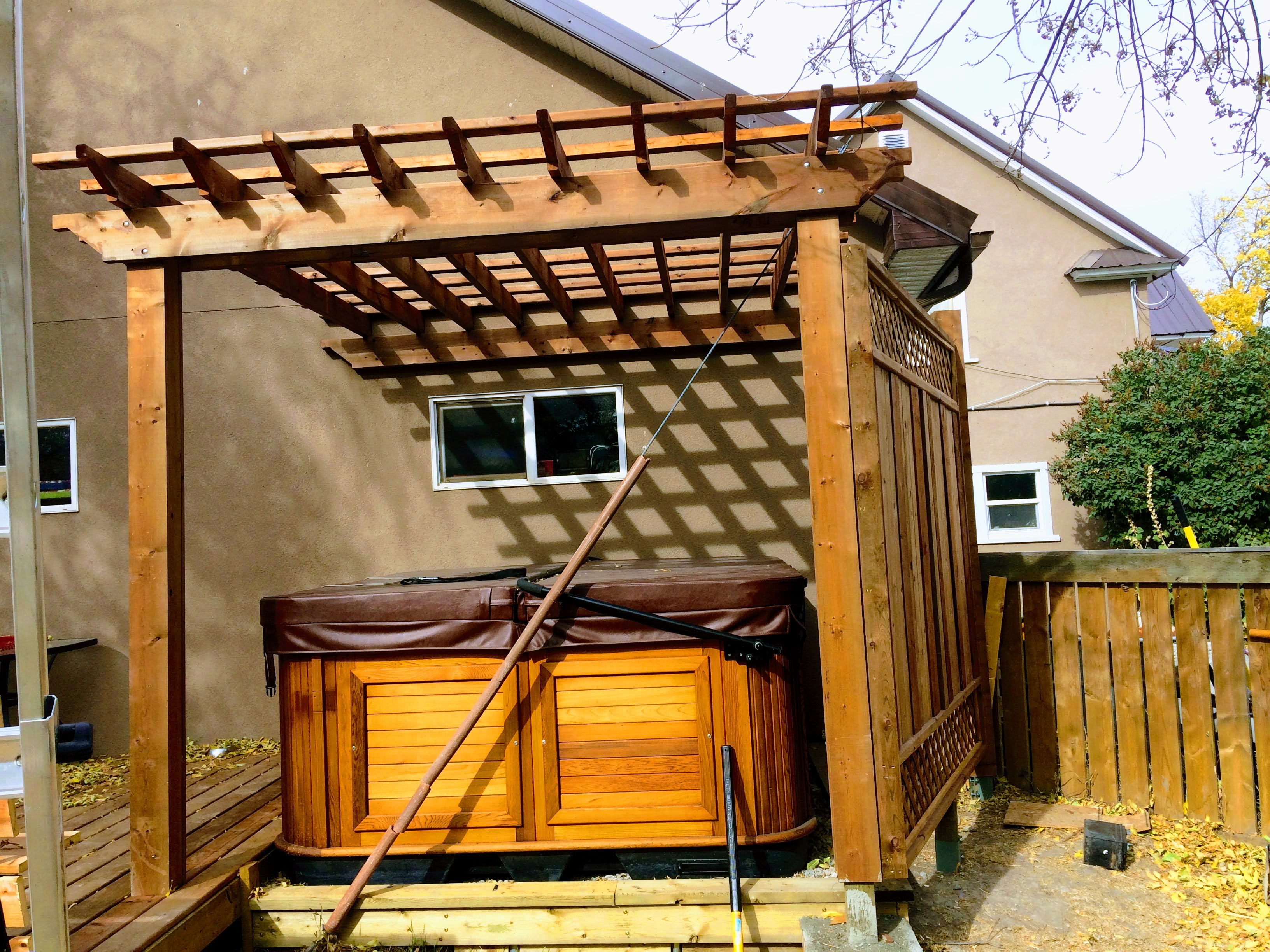 Pergola, Hot Tub & Privacy Screen
