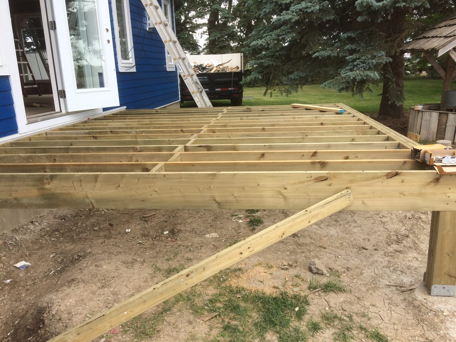 Wraparound Corner — Siding & Window Run